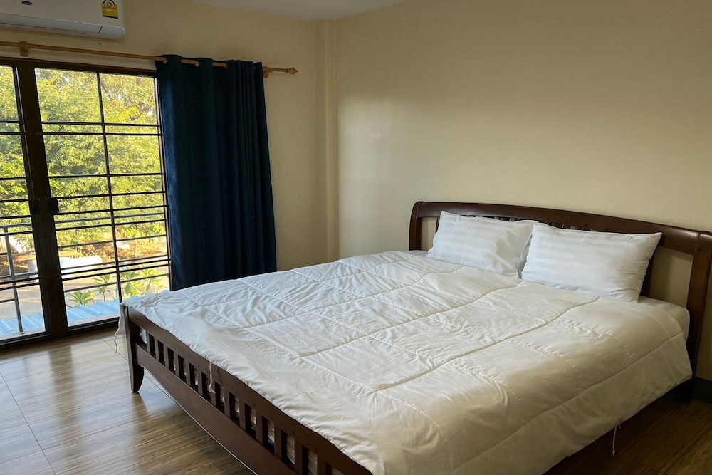 Deluxe Double Room - Photo 7