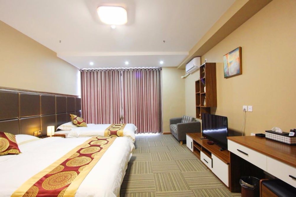 Twin Room, City View photo 2