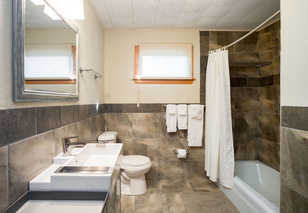 Overlook Family Suite photo 3