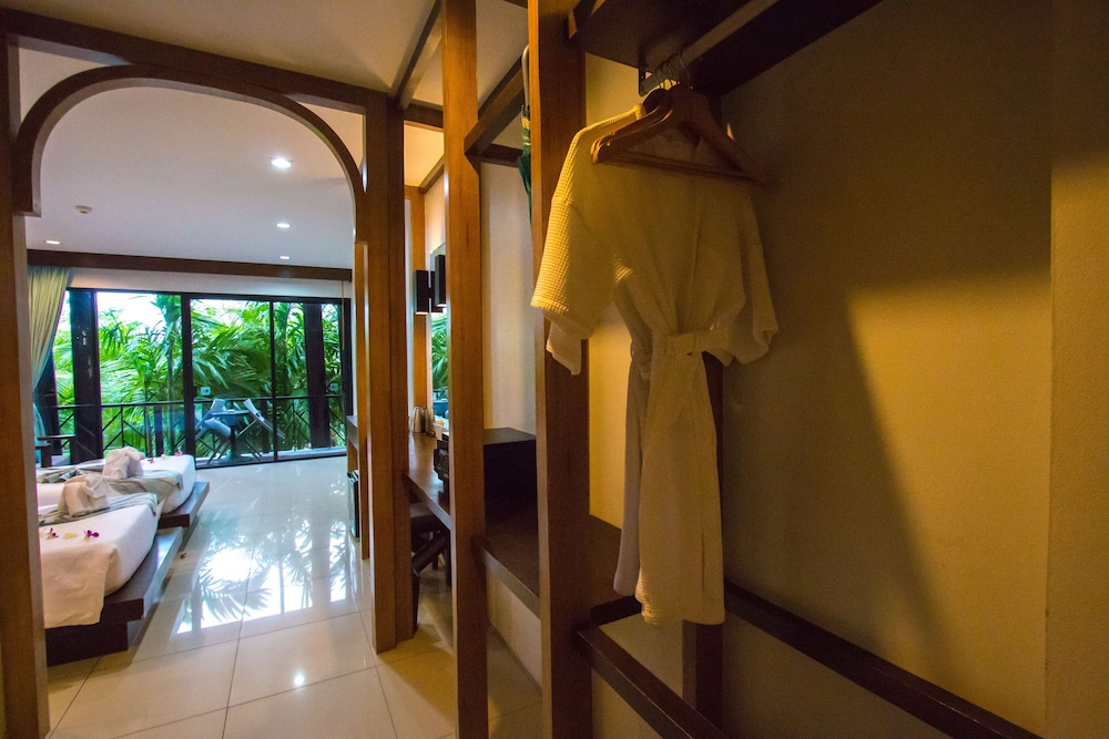 Deluxe Double or Twin Room, Garden View photo 2