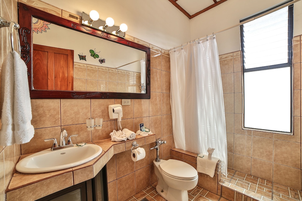 Superior Room, 2 Queen Beds - Photo 24