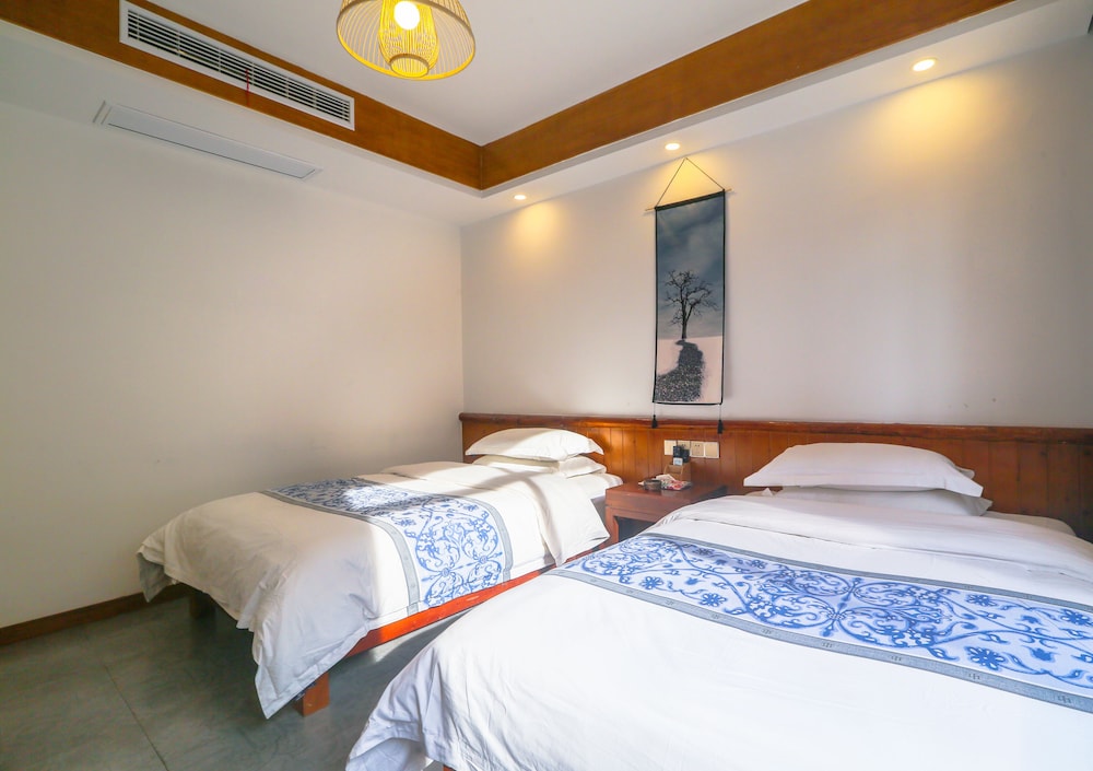 Standard Twin Room photo 2