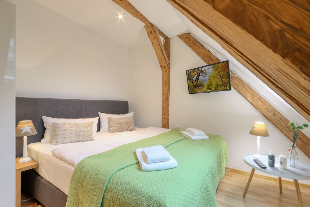 Classic Double Room