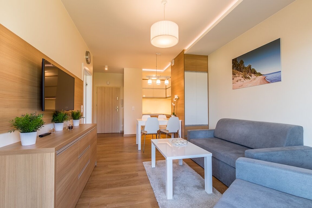 Apartment (4B) photo 3