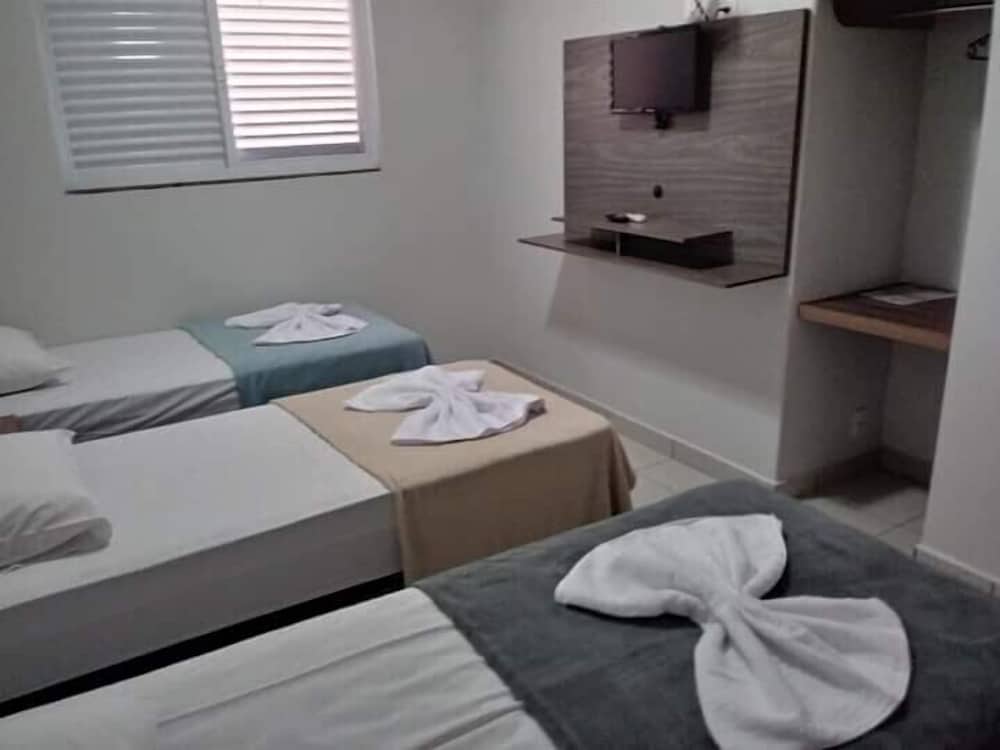Triple Room, 3 Twin Beds photo 1