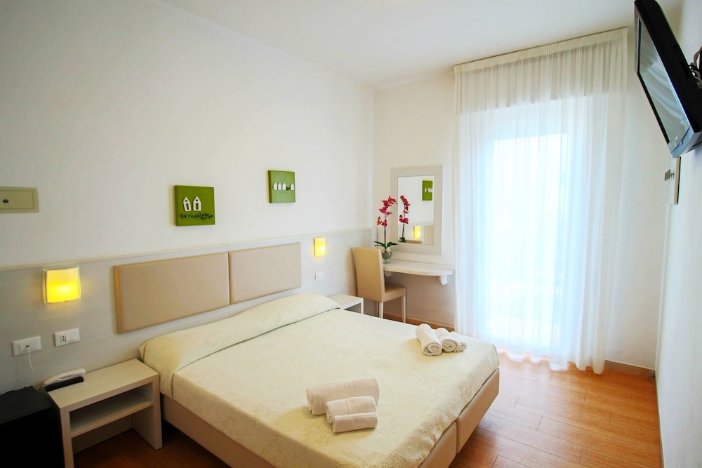 Comfort Double or Twin Room photo 1