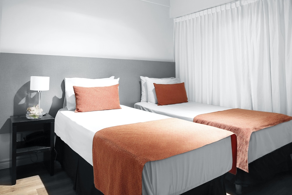 Superior Suite, City View photo 3
