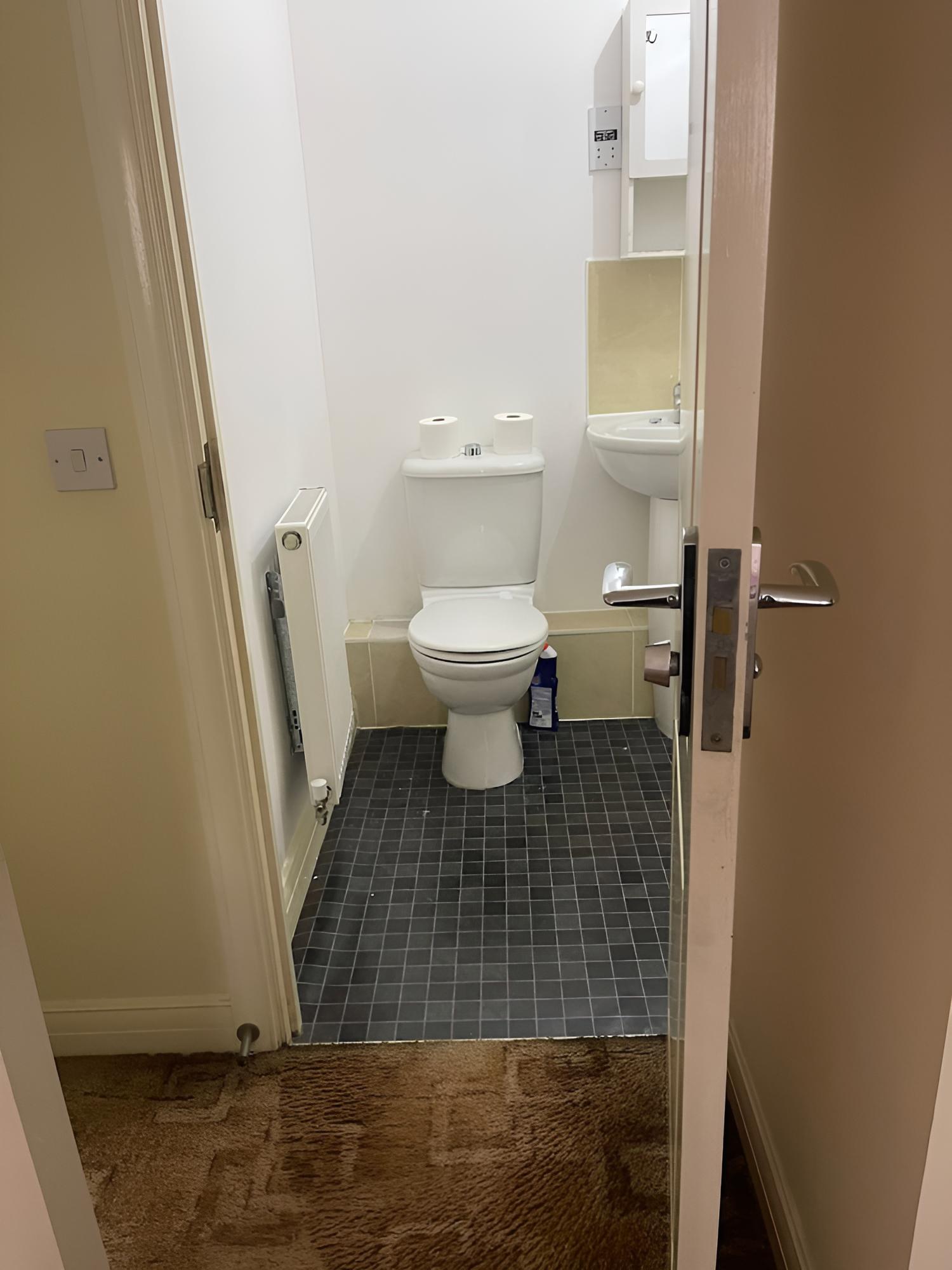 Standard Double Room with Private Bathroom photo 3