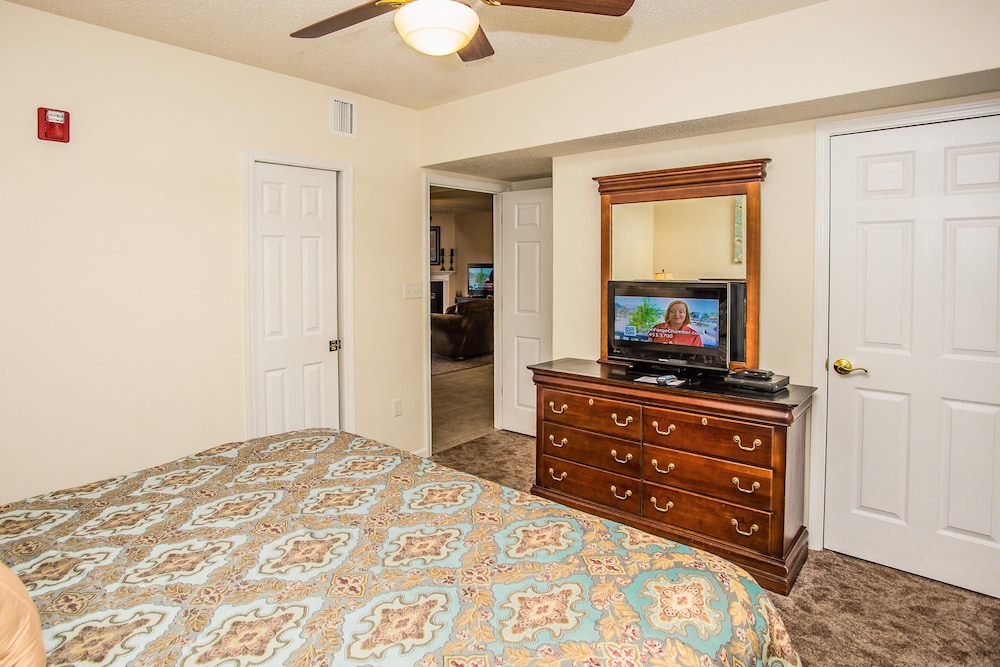 Condo, Multiple Beds (Whispering Pines 642)