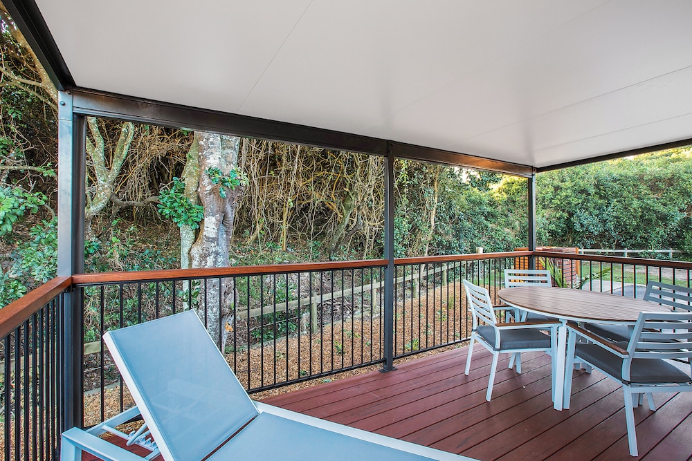 Premium Tiny Home - Sleeps 2 photo 2