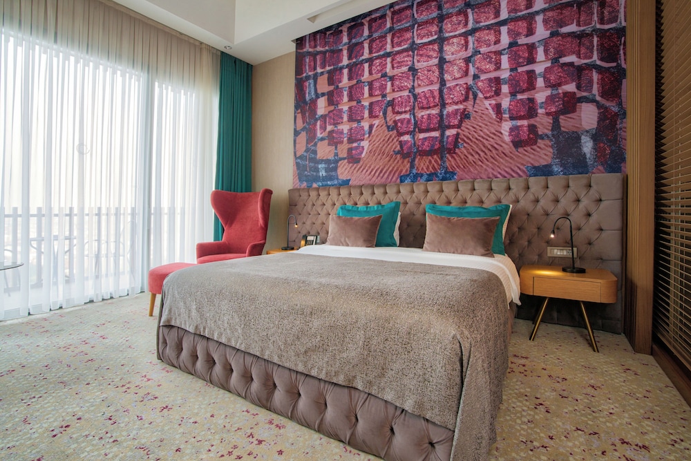 Deluxe Room, City View photo 2
