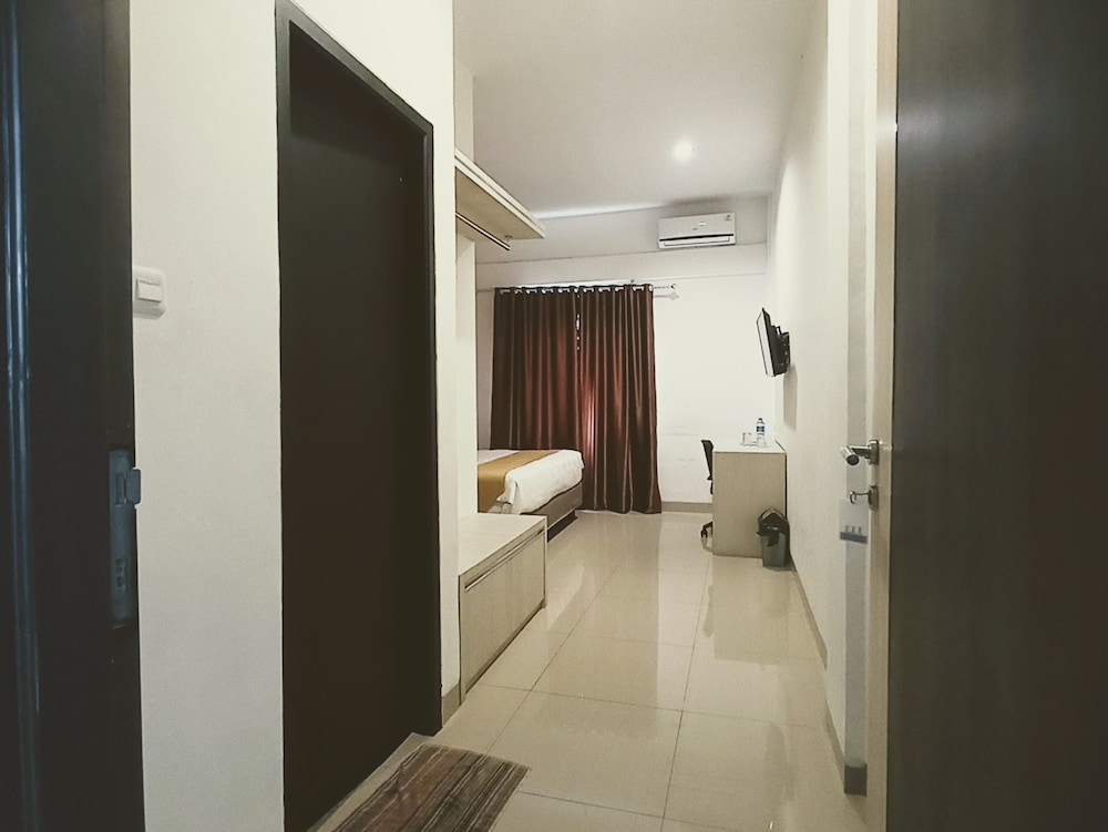 Superior Twin Room - Photo 13