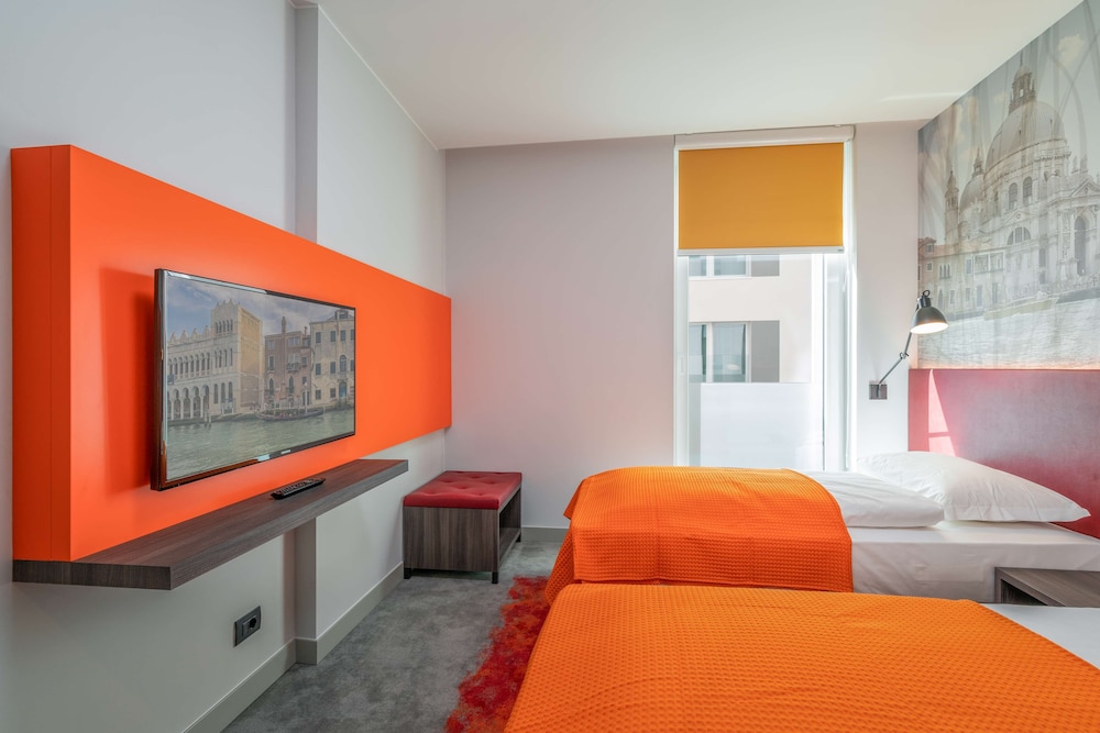 Superior Room, 2 Twin Beds - Photo 3