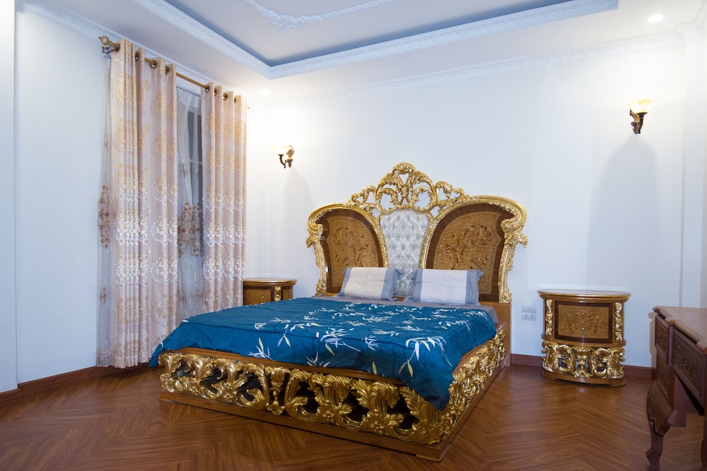 Deluxe Double Room, 1 King Bed, Balcony, City View photo 1