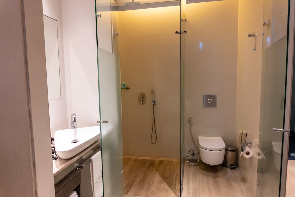 Standard Room, 2 Twin Beds, Park View - Photo 18