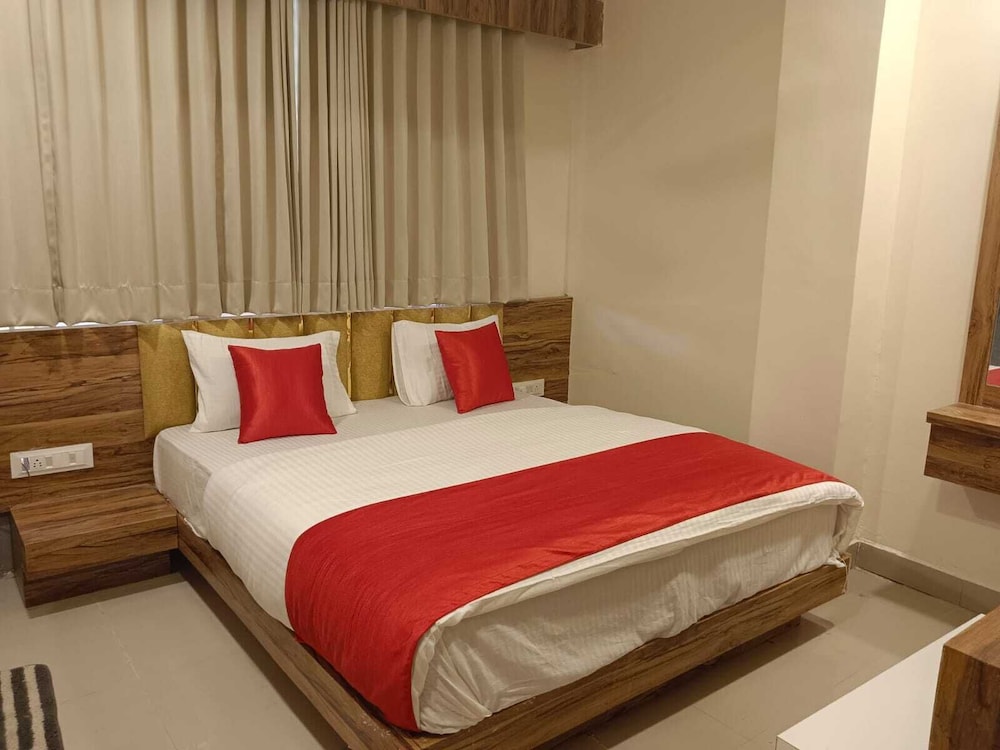 Deluxe Double Room photo 3