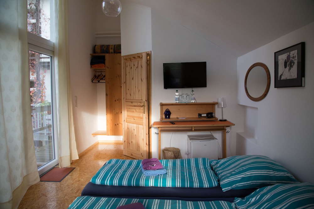 Twin Room photo 1