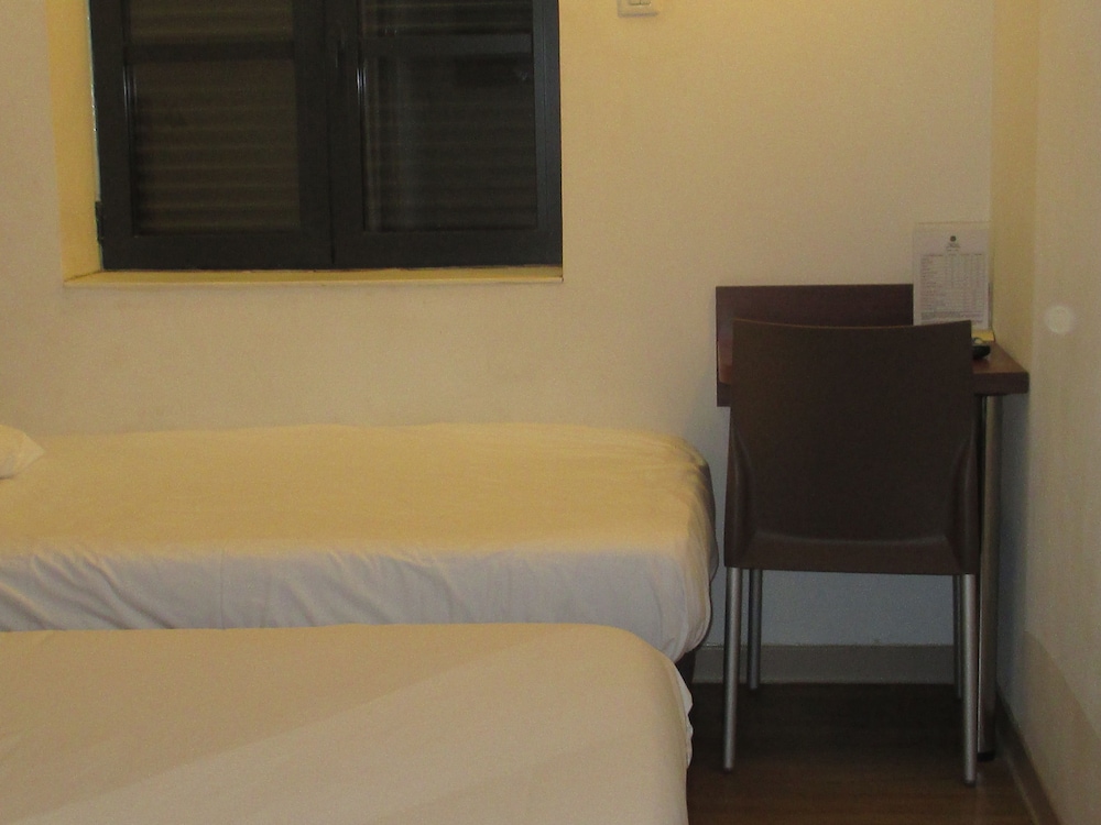 Comfort Twin Room photo 3