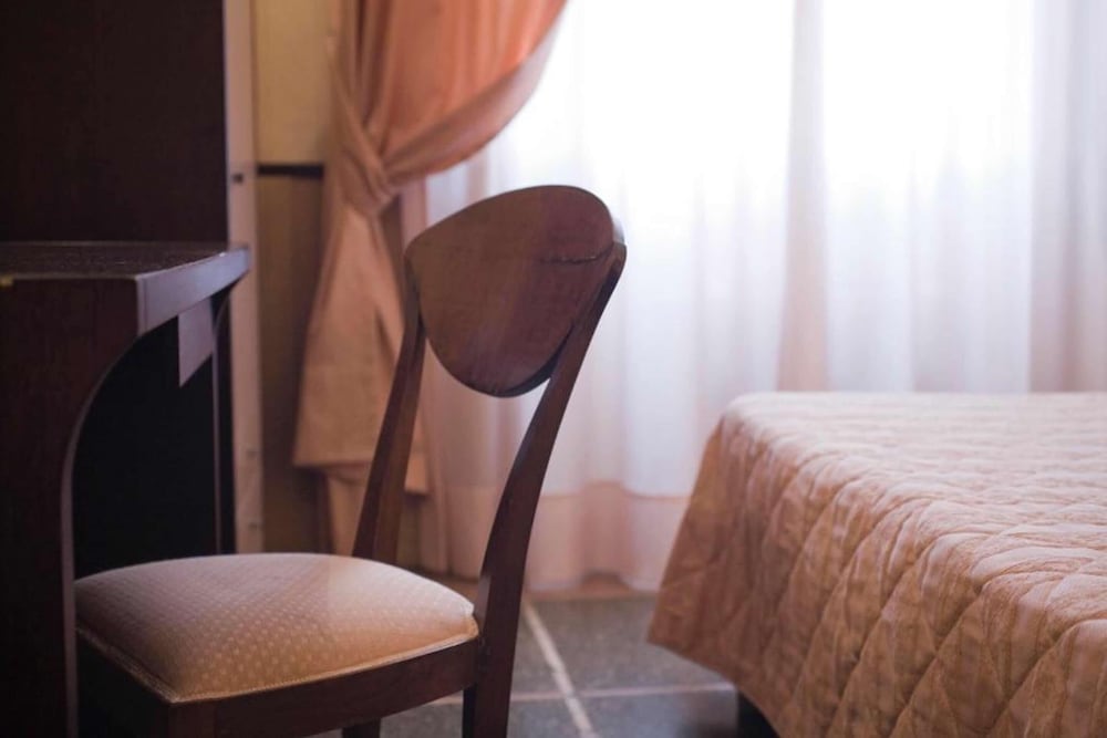Standard Room - Photo 24