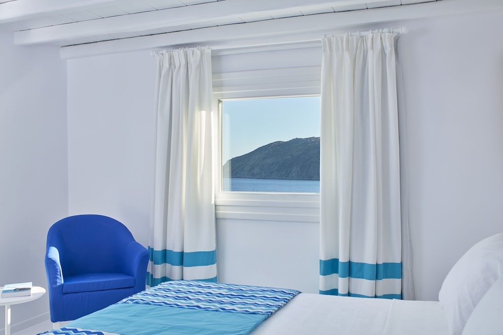 Suite, Jetted Tub, Sea View (Archipelagos) photo 3