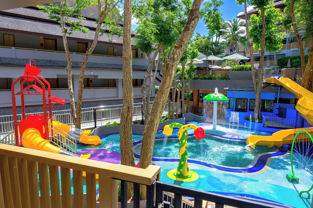Family Room, 1 King Bed, Balcony (Water Play Access)