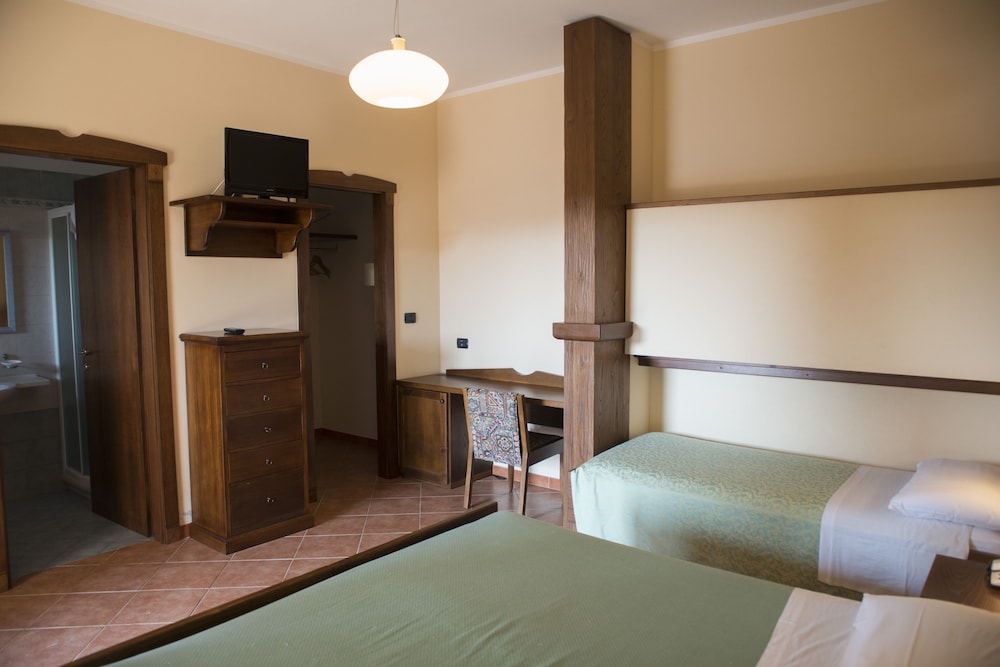 Triple Room, 1 Bedroom, Terrace photo 1