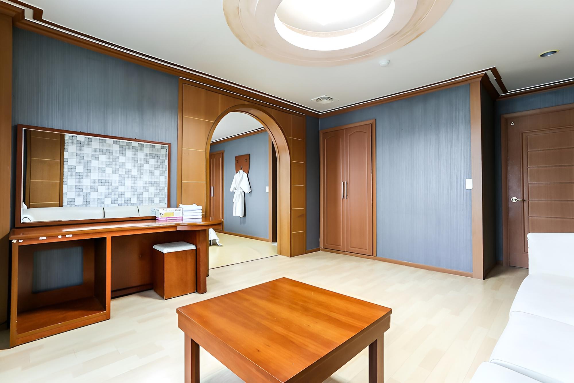 Room (Special Room) - Photo 5