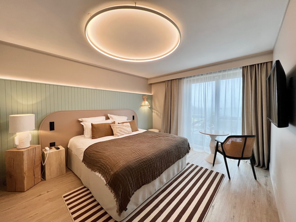Sea side Emeria Suite with terrace photo 1