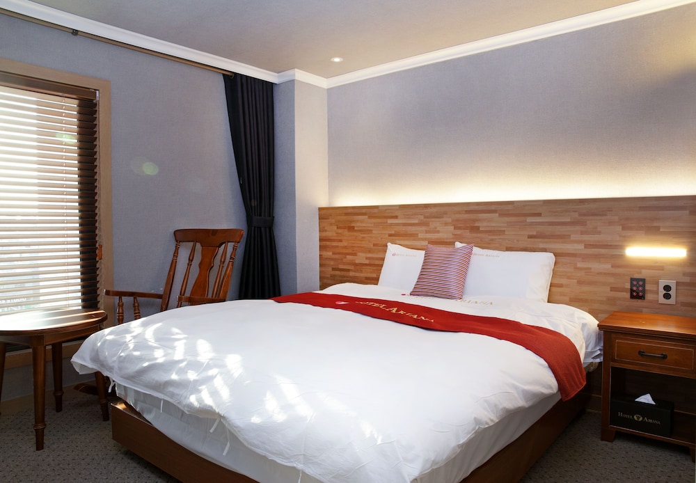 Royal Suite photo 1