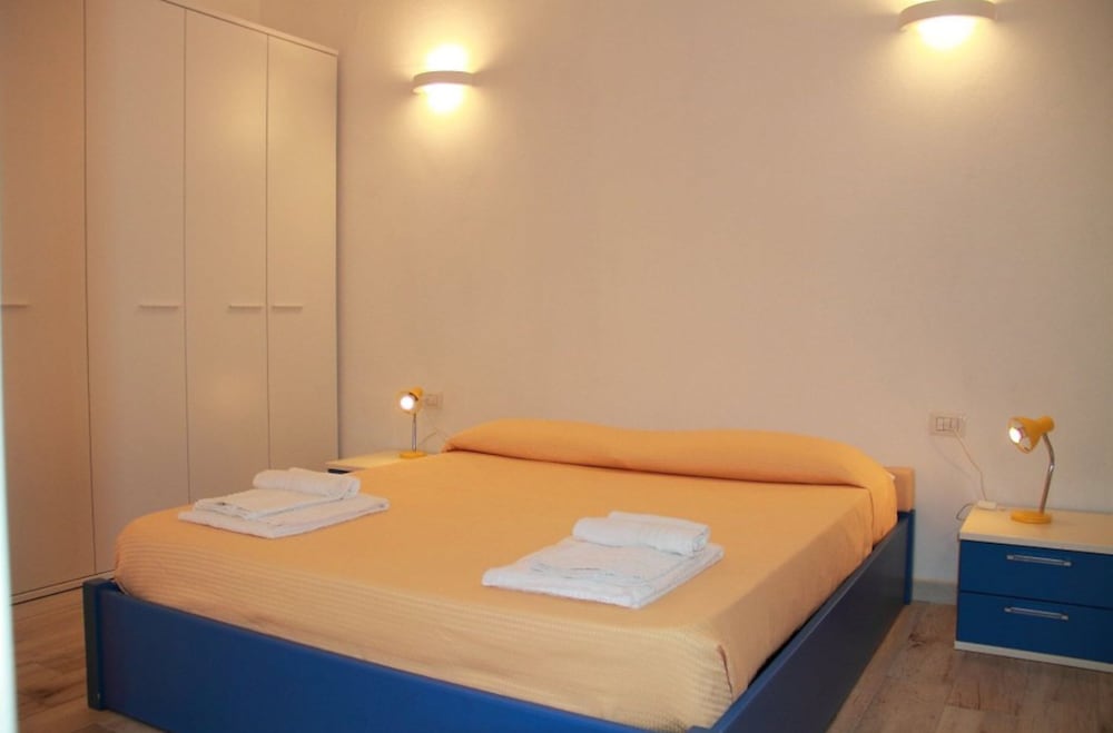 Family Apartment, 3 Bedrooms, 2 Bathrooms photo 1