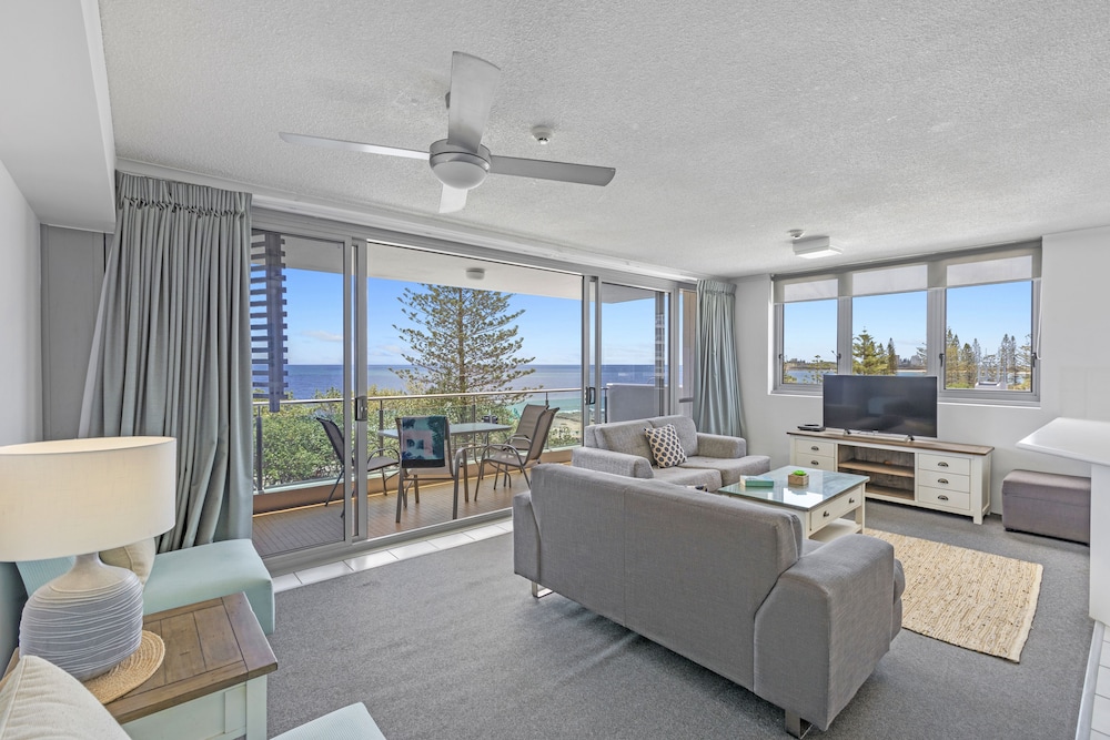 Two Bedroom Ocean View Apartment