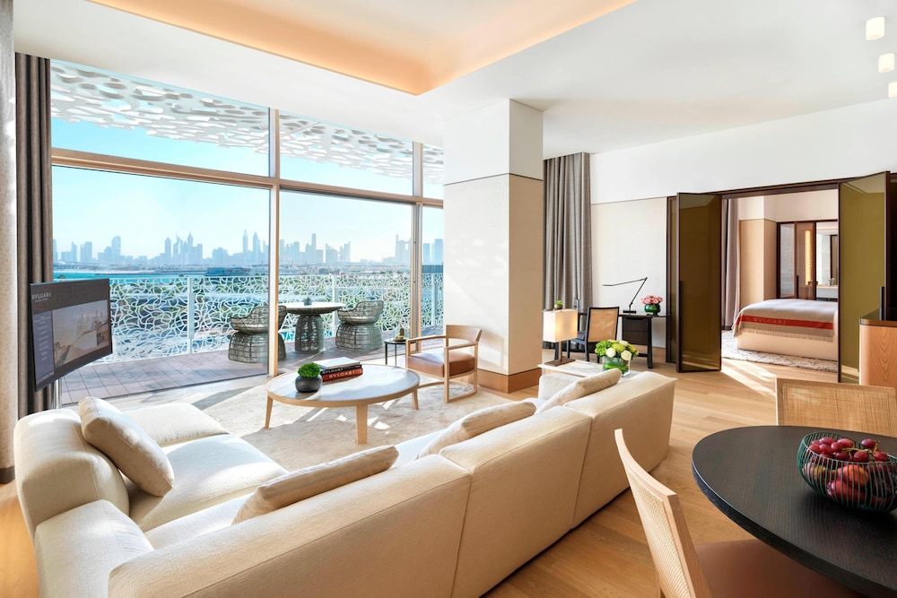 Deluxe Suite, 1 Bedroom, Balcony