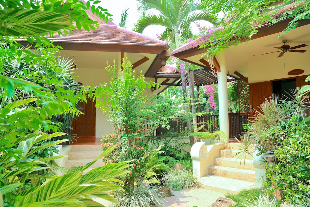 Fuangfha Premier Villa - Photo 3