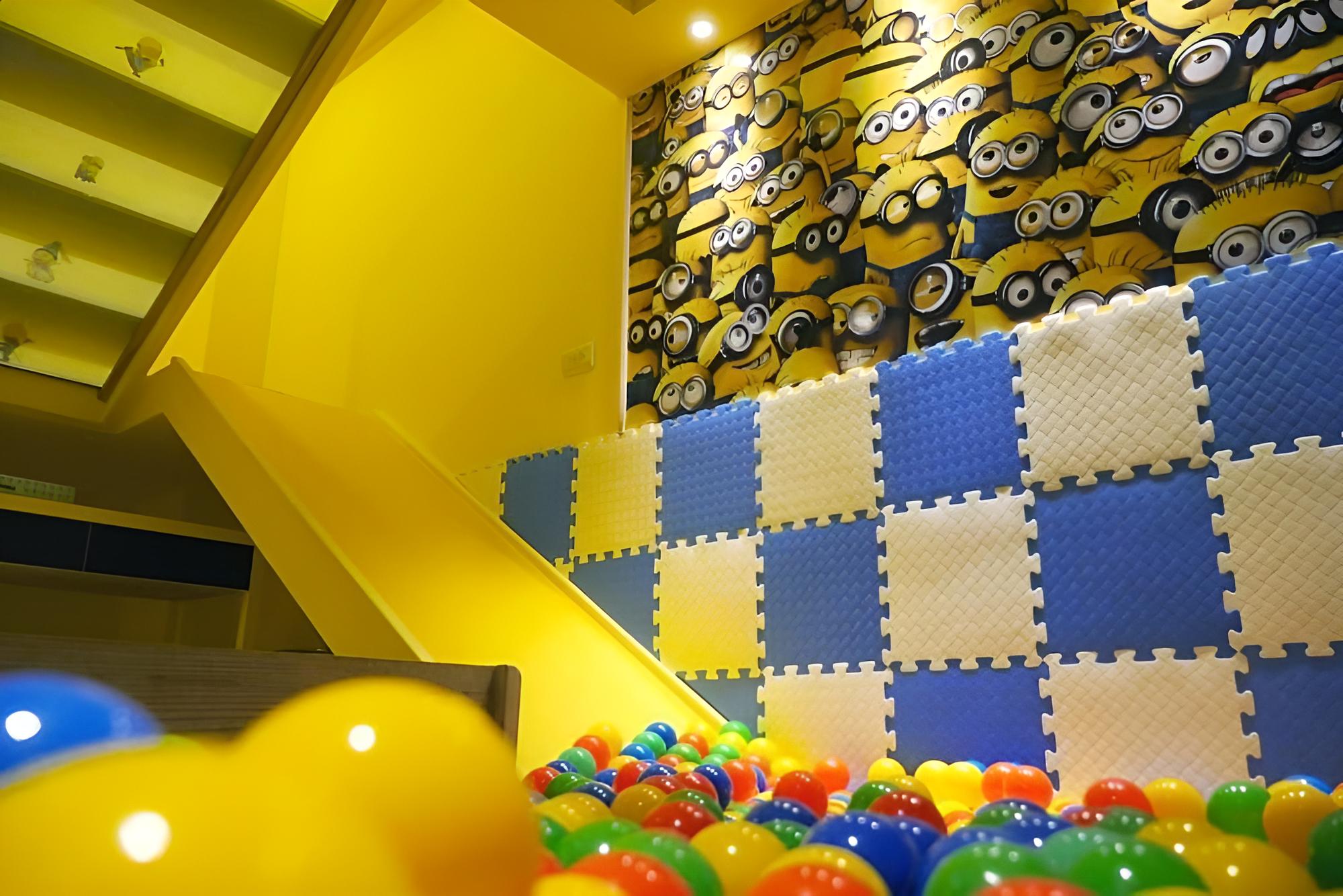 Quadruple Room (Minions) photo 2