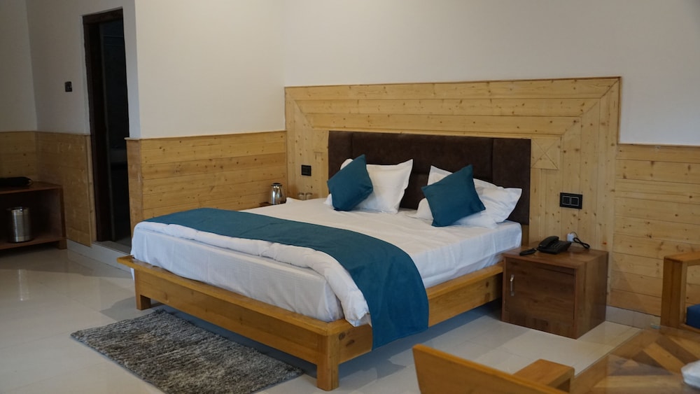 Superior Double Room, Mountain View photo 2