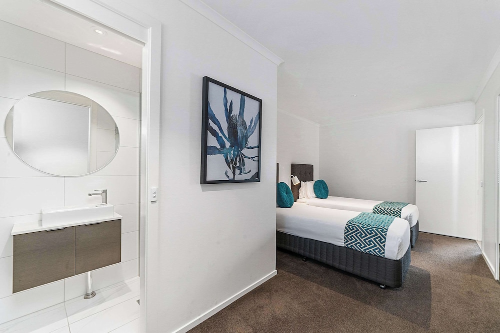 Suite, Multiple Beds, Non Smoking