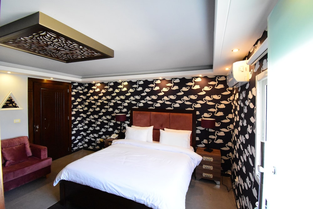 Deluxe Single Room photo 3