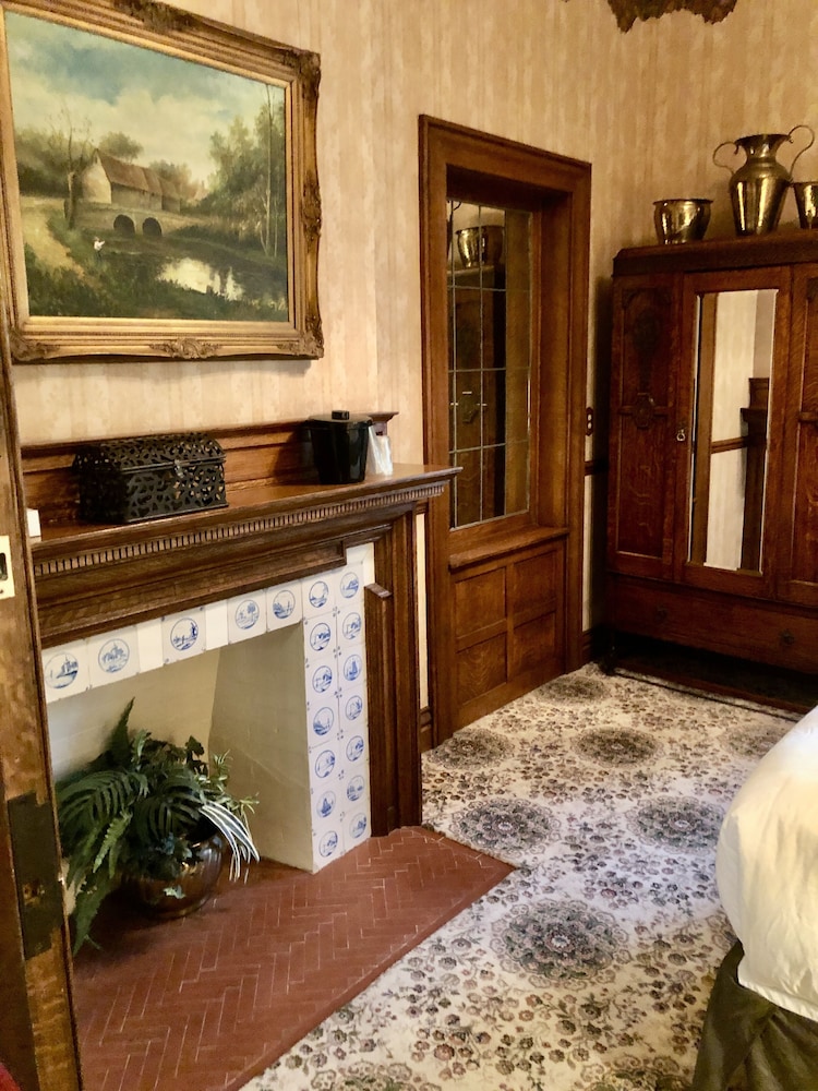 Deluxe Room (Castle Room) photo 3