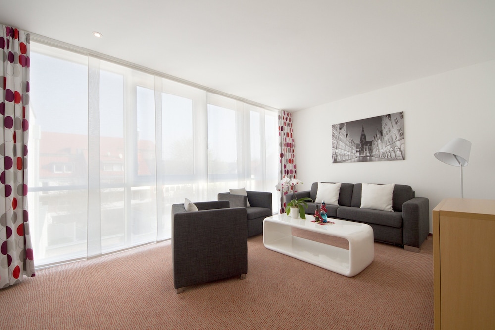 Family Room with Sofa-Bed, Non Smoking, Aircondition photo 3