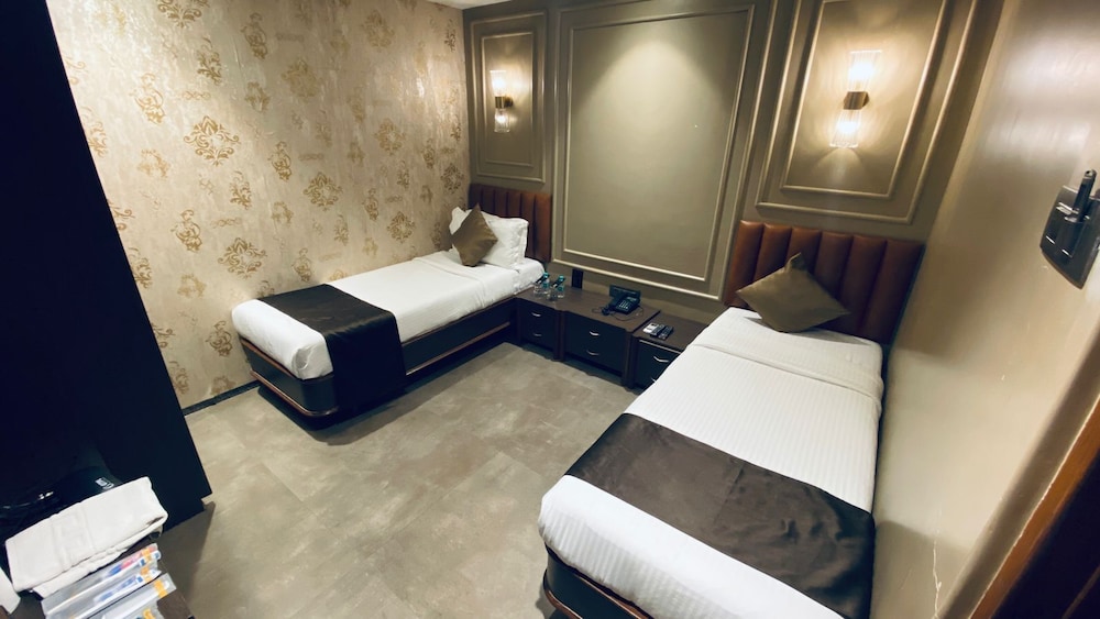 Super Deluxe Twin Room - Photo 2