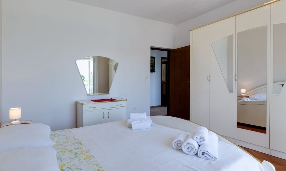 Apartment (Nena - 10 m from sea - A1(5)) photo 2