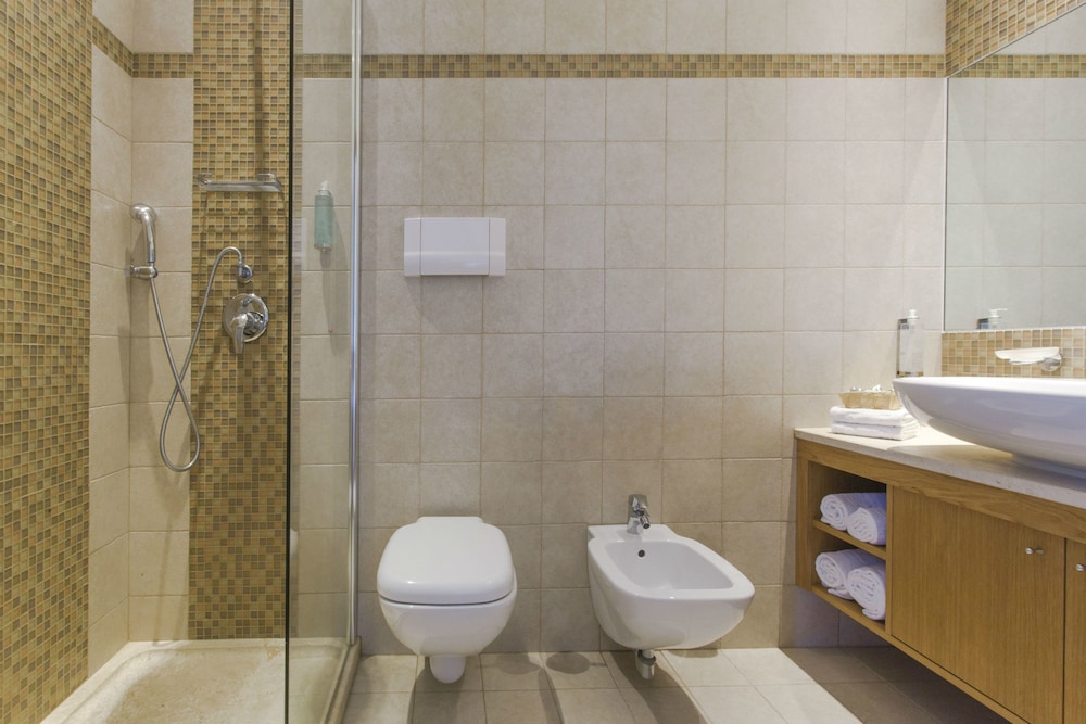 Exclusive Suite, 2 Bedrooms, 2 Bathrooms, Sea View - Photo 9