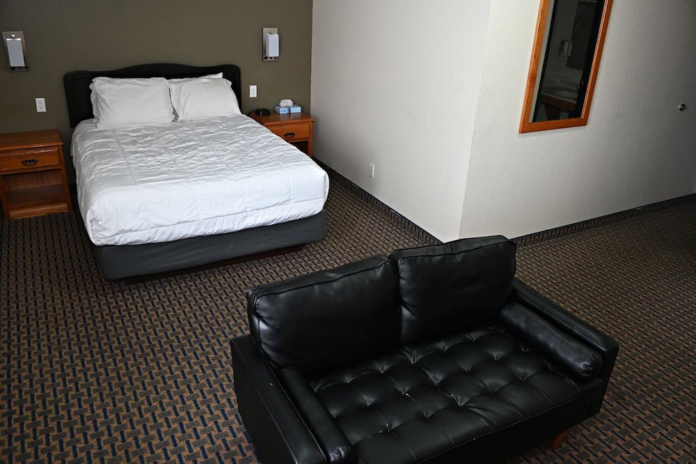 Suite, Multiple Beds, Non Smoking photo 3