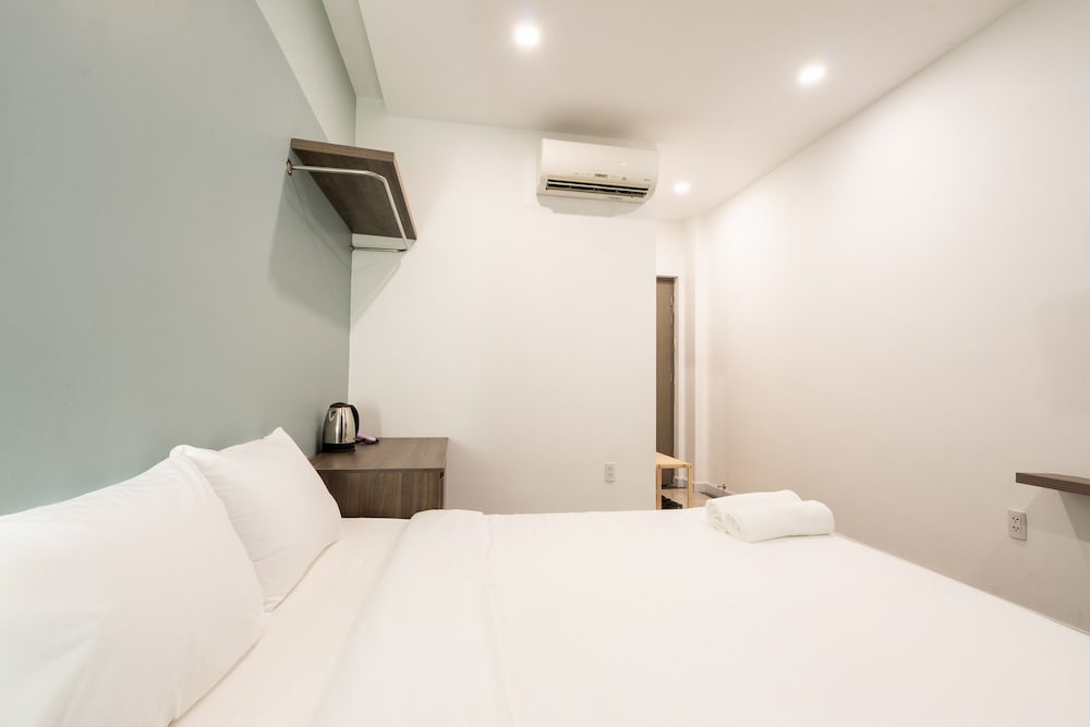 Standard Room with City View photo 3