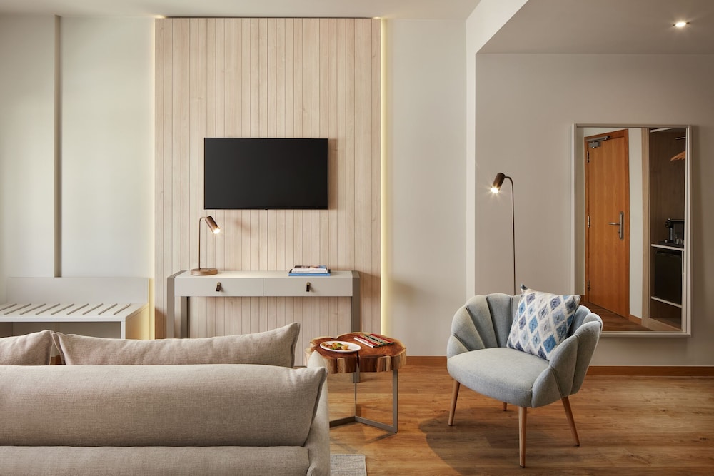 Superior Double or Twin Room photo 2