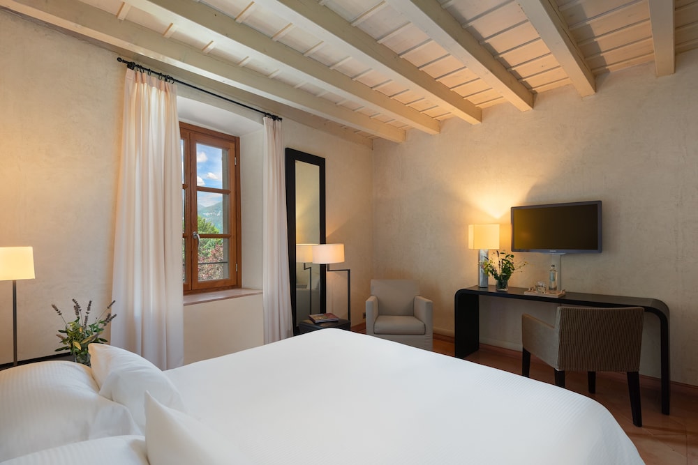Deluxe Double Room - Photo 1