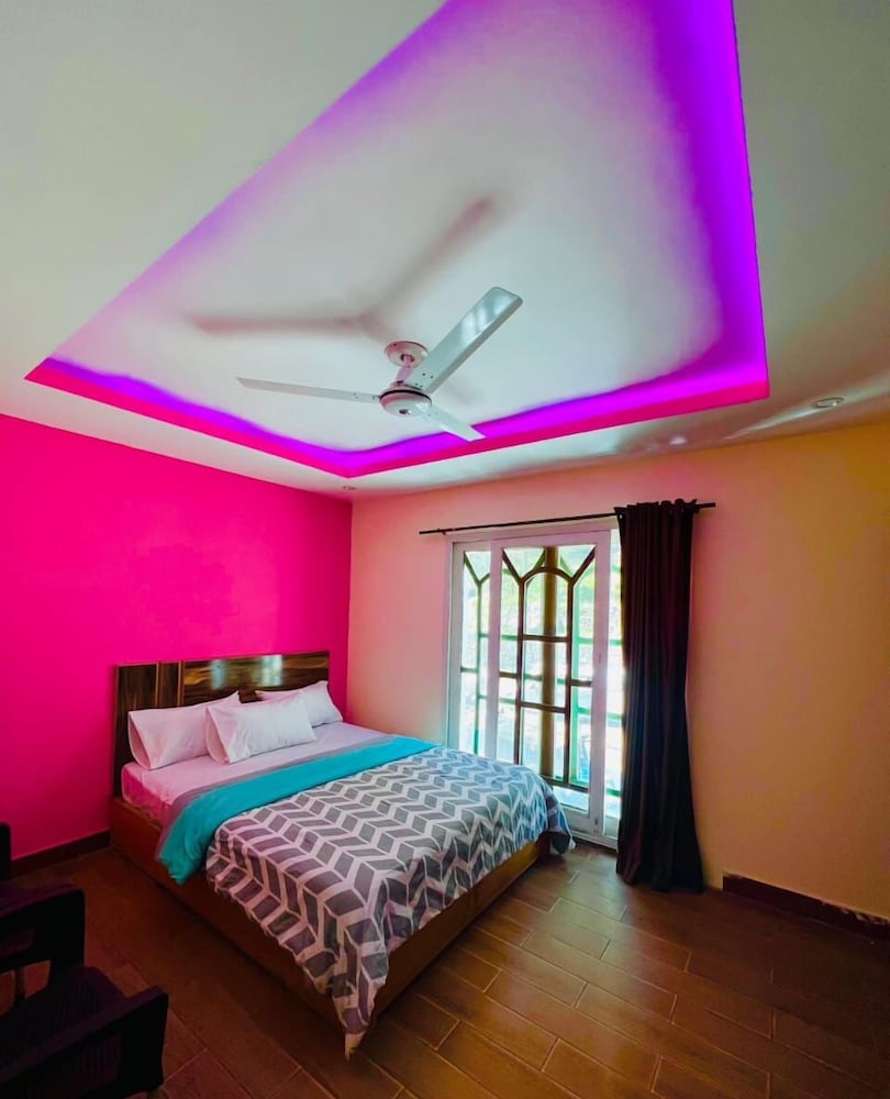 Deluxe Double Room photo 3