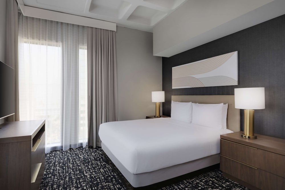 Room, 1 King Bed, Accessible (WITH SHOWER)