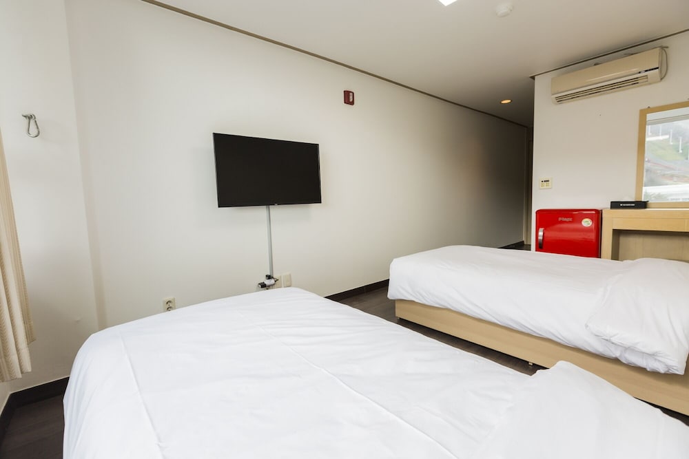 Superior Twin Room photo 3