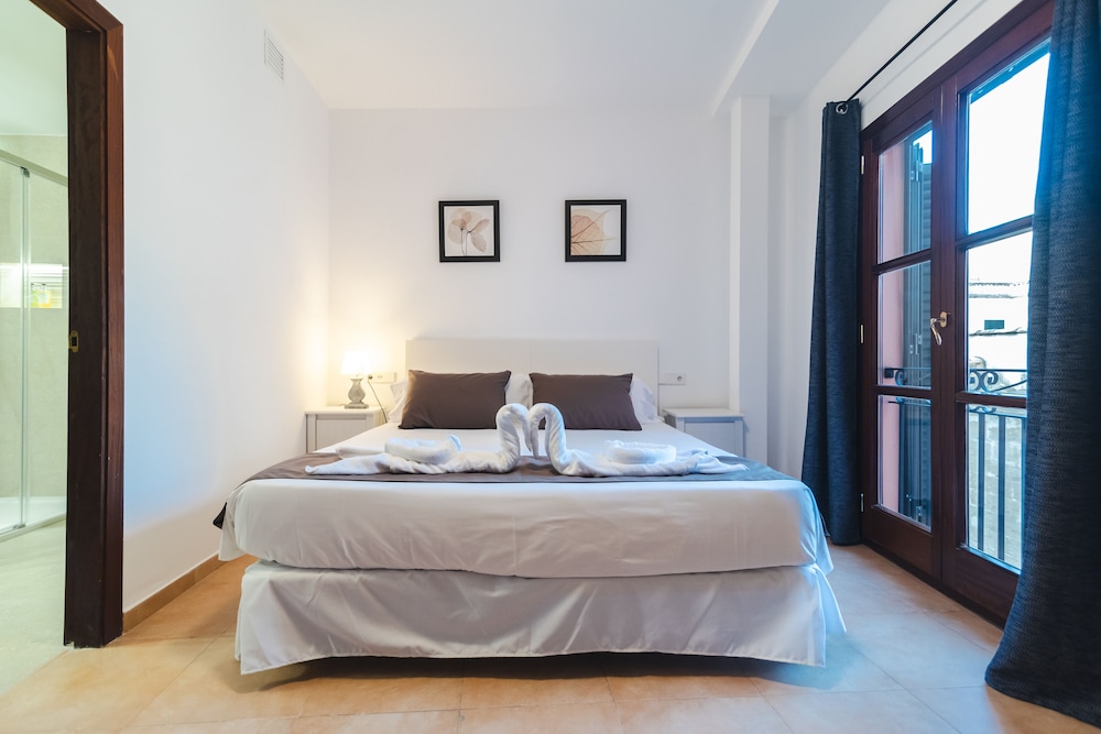Deluxe Apartment, 2 Bedrooms photo 2